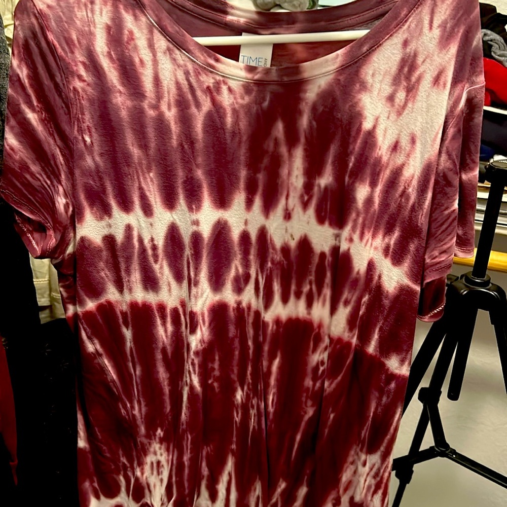 Time & Tru Tye Dye Active Wear